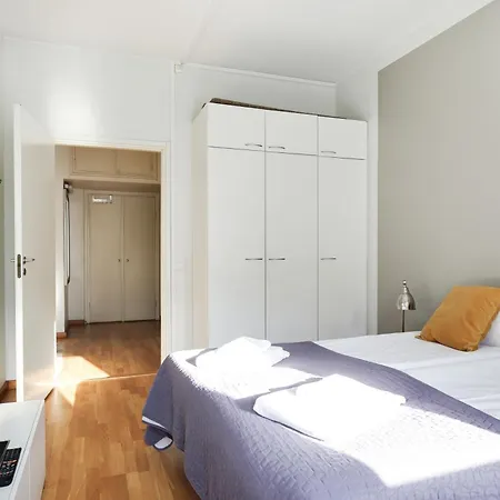 Kotimaailma Kamppi - 2br City Center Helsinki